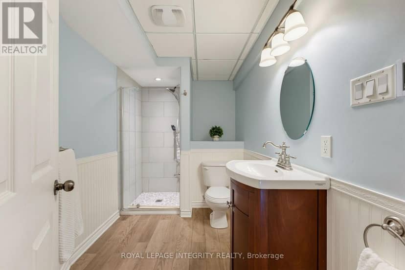 20 Merlin Street — photo 32 of 40