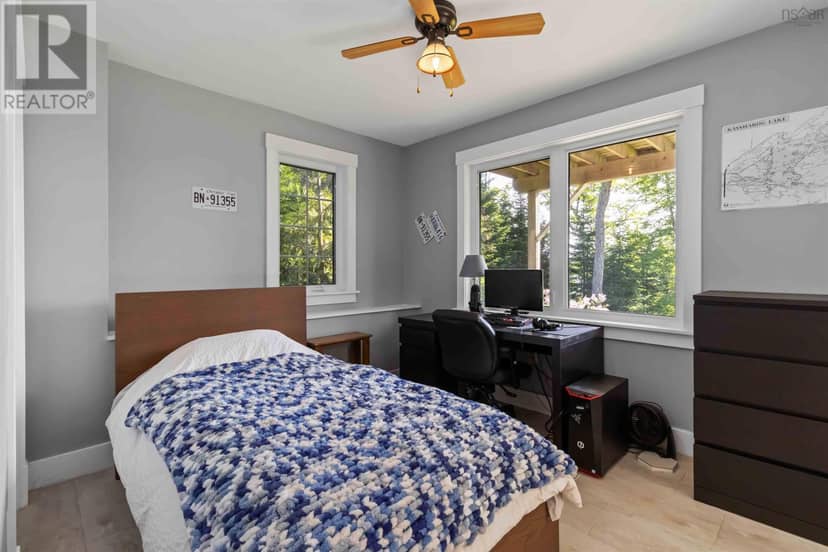 110 Oakridge Road — photo 19 of 40