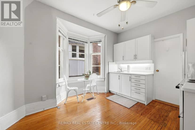 71 Lyall Avenue, Toronto, photo 8