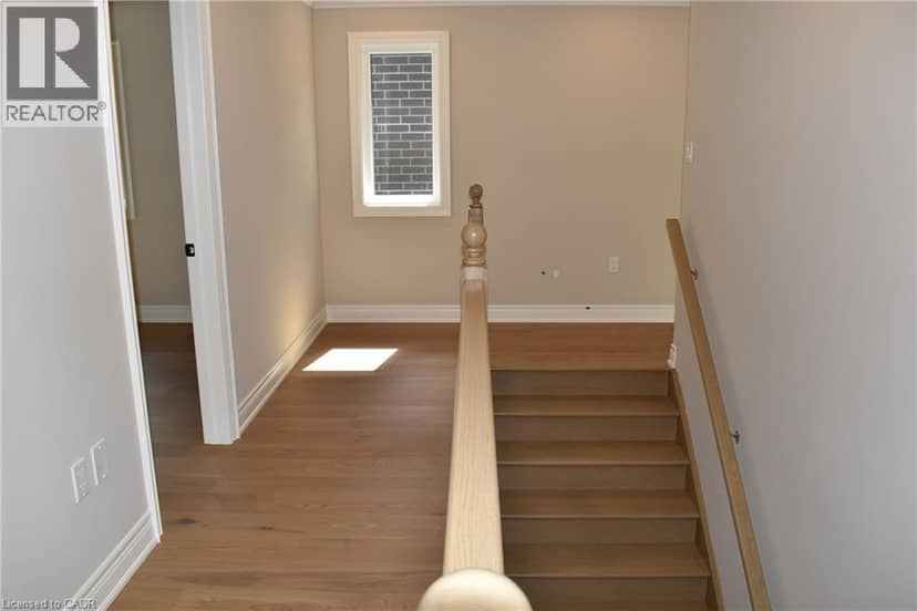 8 DUNLOP Road — photo 35 of 40