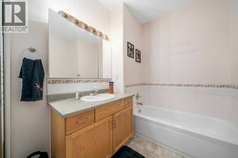 846 Spruce Way SE — photo 31 of 40