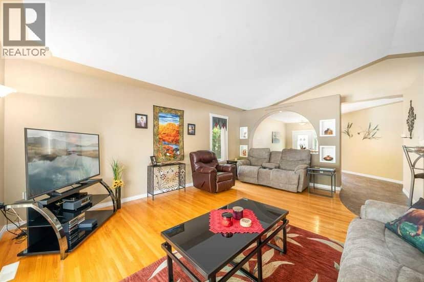 846 Spruce Way SE, Medicine Hat, photo 8