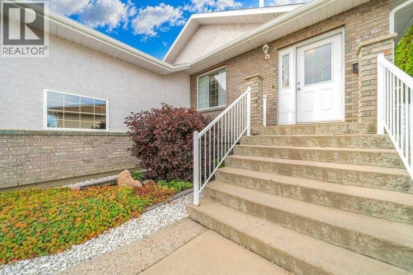 846 Spruce Way SE, Medicine Hat, photo 4