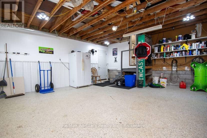 530 Centreline Road — photo 36 of 40