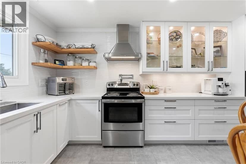 377 CARSON Drive — photo 12 of 40