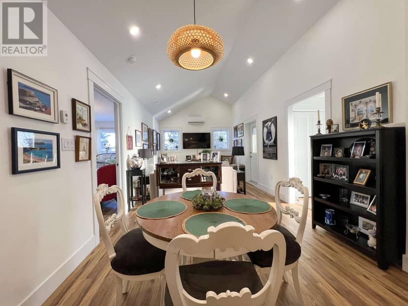 218 Richard Douglas Drive — photo 15 of 40