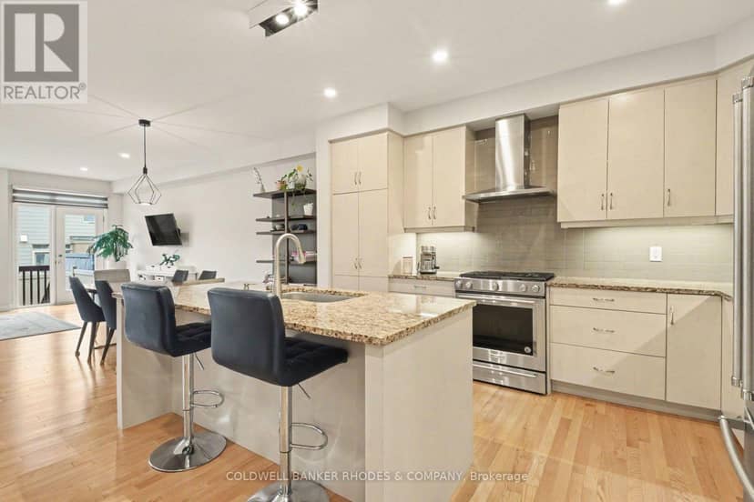 160 Avro Circle, Ottawa, photo 5