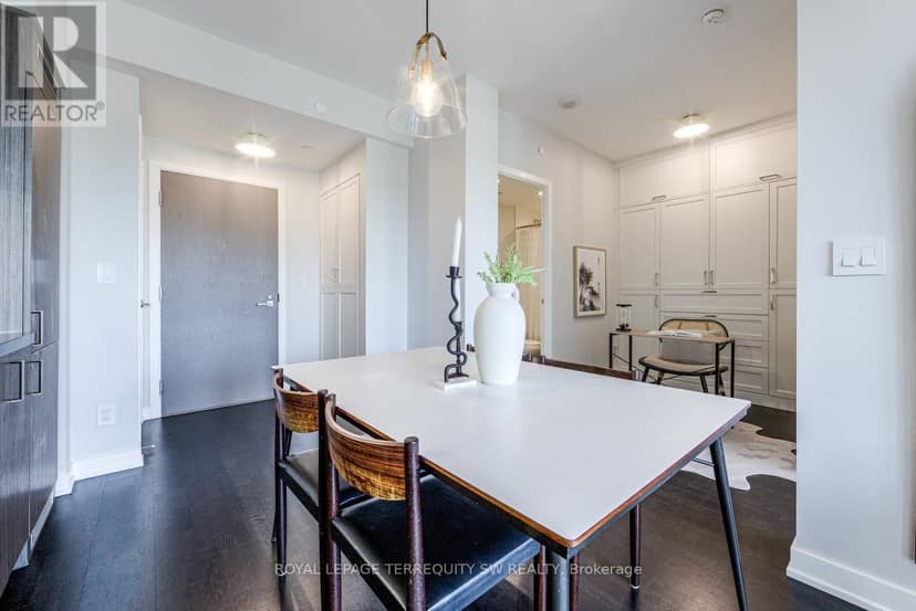 510 - 501 St. Clair Avenue W, Toronto, photo 8