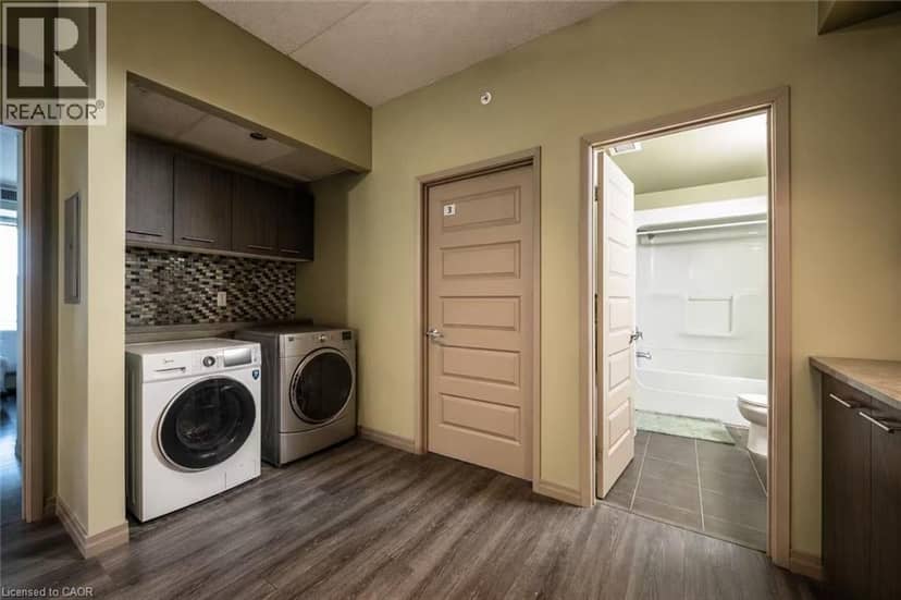 8 HICKORY Street W Unit# 404 — photo 11 of 15