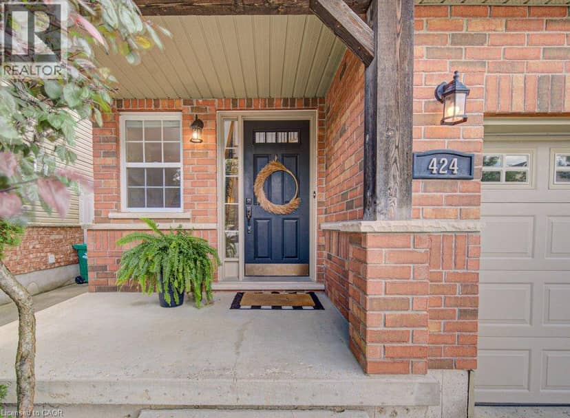 424 SAUVE Crescent — photo 4 of 40