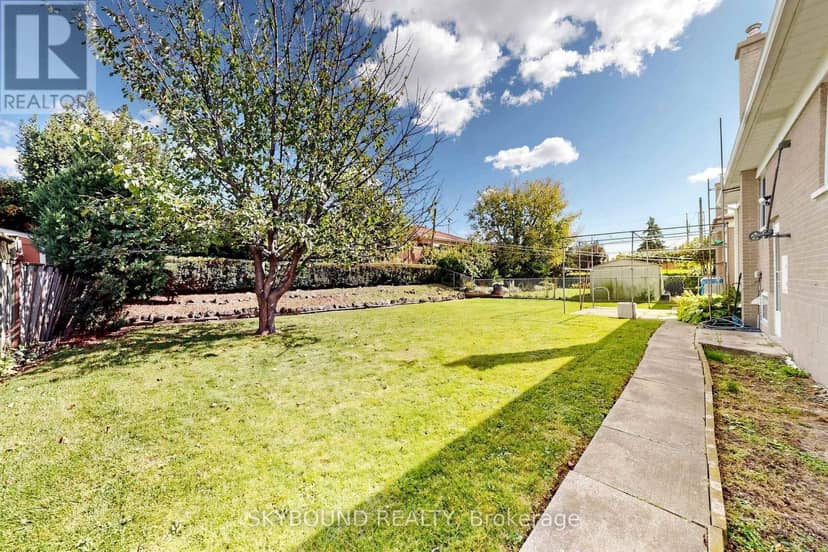 13 Liscombe Road — photo 28 of 30