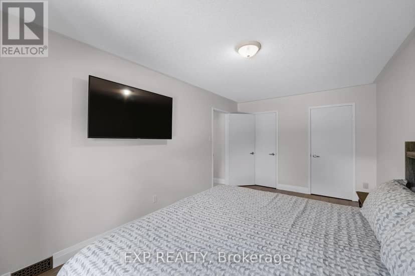 14 Russell Hill Road — photo 21 of 40