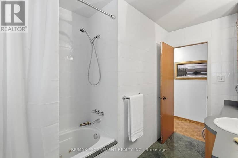 36 Algonquin Court — photo 21 of 40