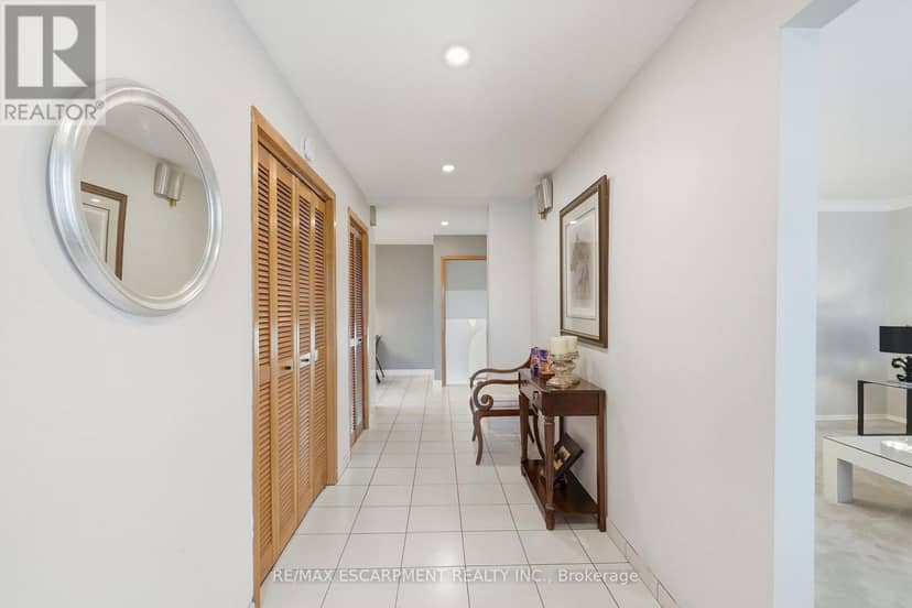 36 Algonquin Court — photo 4 of 40