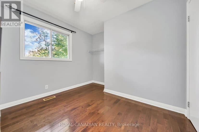 457 Dumfries Avenue — photo 14 of 40
