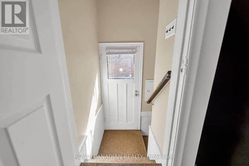 457 Dumfries Avenue — photo 31 of 40