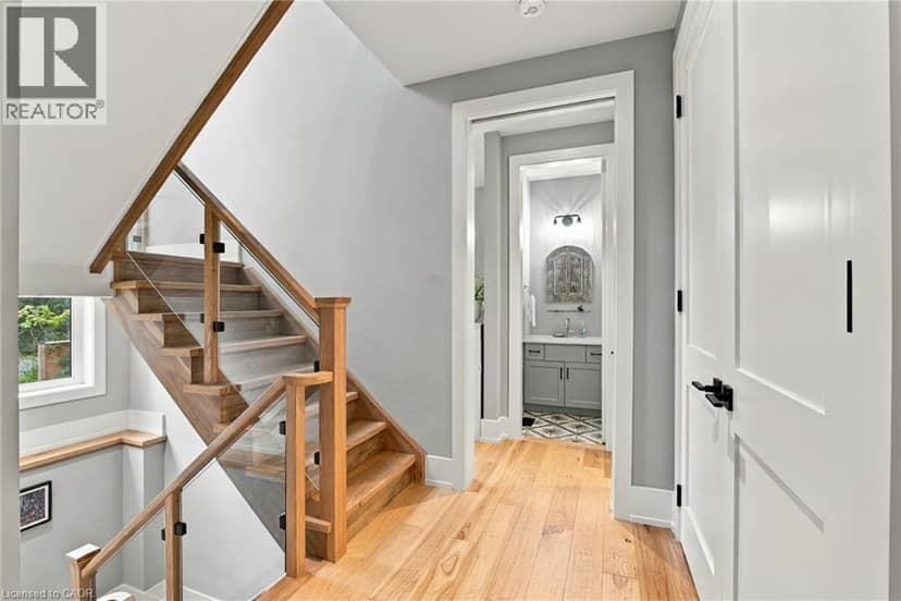 11 WILBERFORCE Avenue — photo 23 of 40