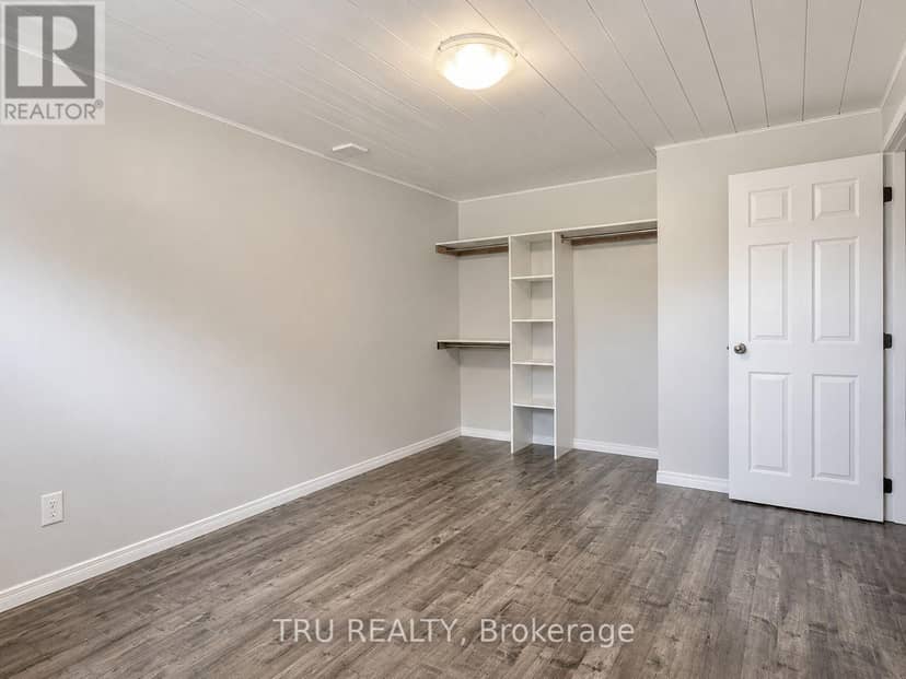 2315 Laval Street — photo 25 of 34
