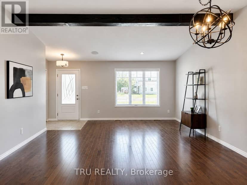 2315 Laval Street — photo 4 of 34