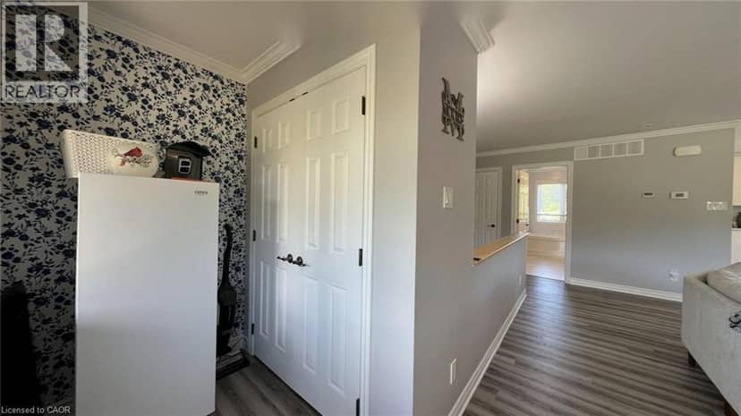 318 NORRIS Road — photo 3 of 20