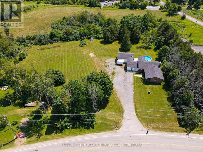 31 Station Road, Front of Leeds & Seeleys Bay