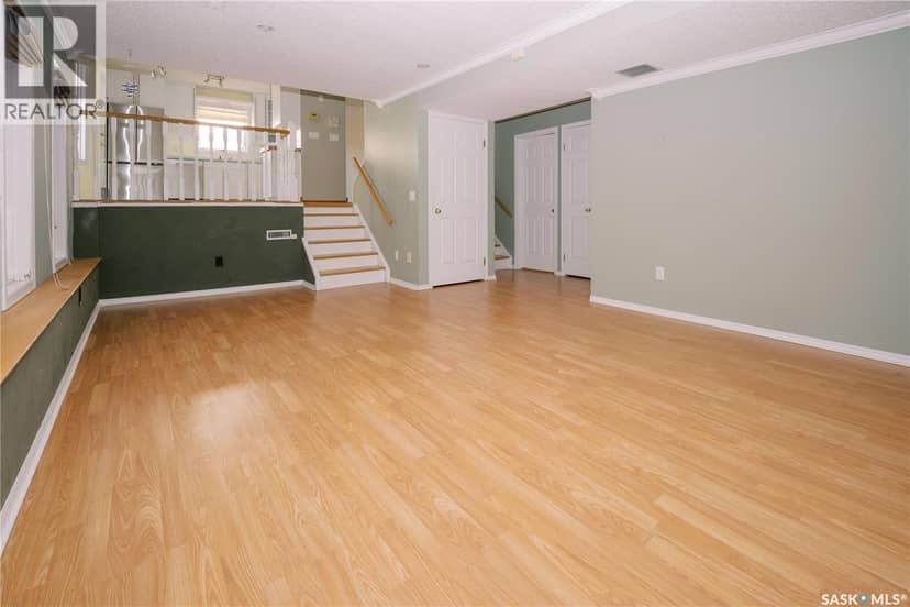 939 Haslam CRESCENT — photo 15 of 40
