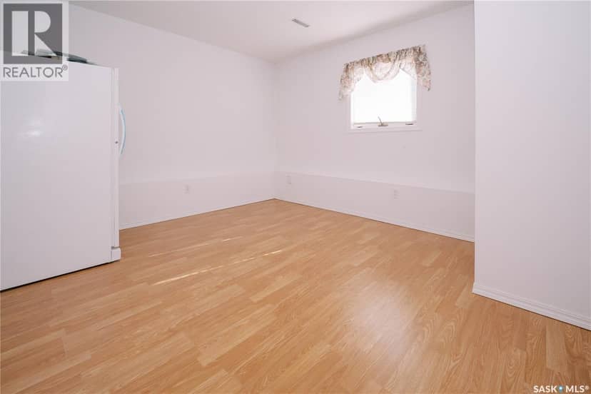 939 Haslam CRESCENT — photo 17 of 40
