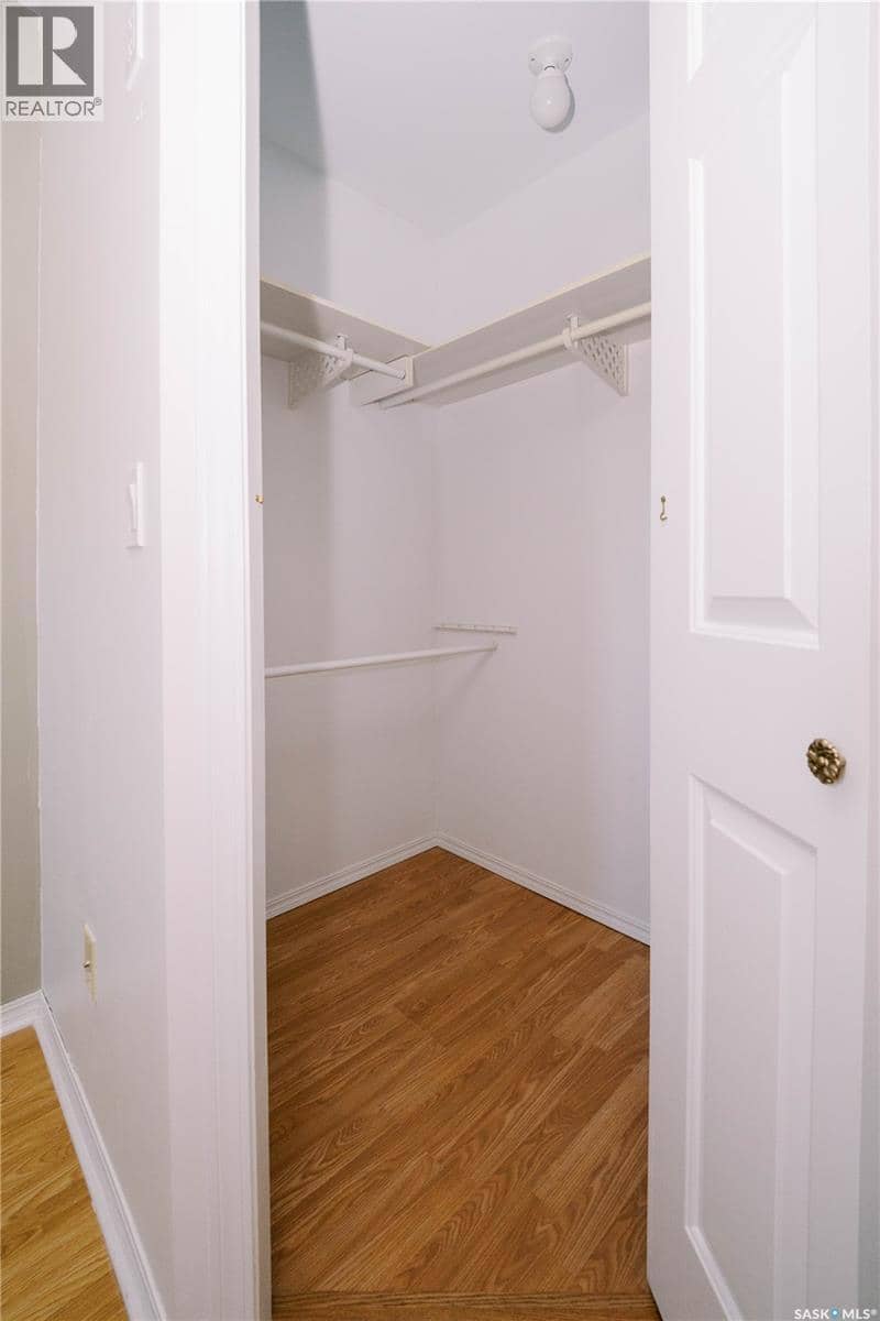 939 Haslam CRESCENT — photo 29 of 40
