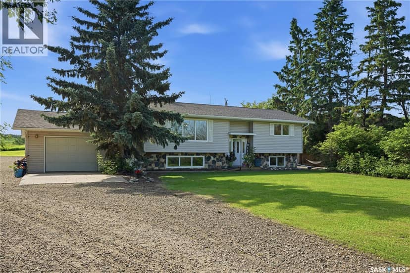 Thorhaug Acreage, Leask Rm No. 464, photo 2