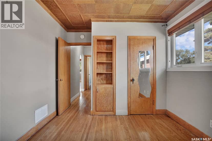1209 Broadway AVENUE — photo 10 of 28