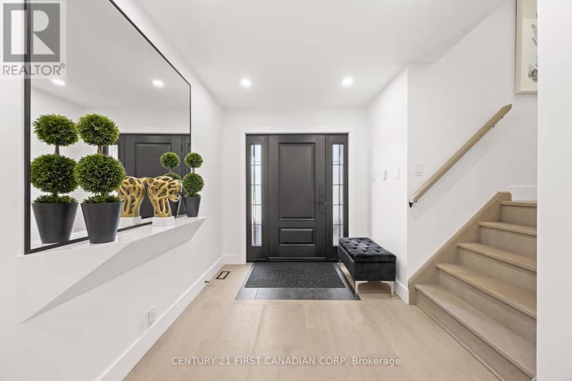 28 Lindbrook Court, London North, photo 5