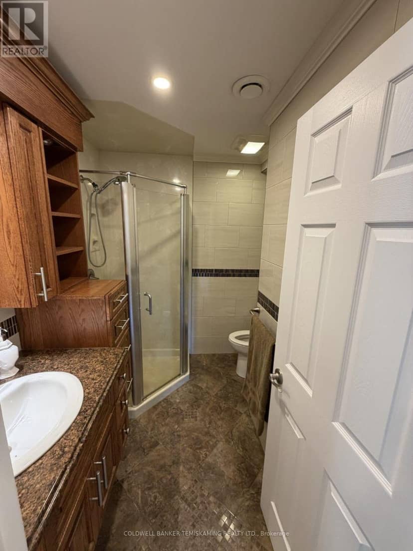 722027 Grandview Drive — photo 20 of 24