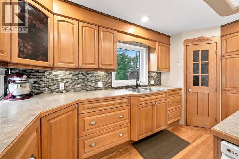 35464 Range Road 270 — photo 18 of 37