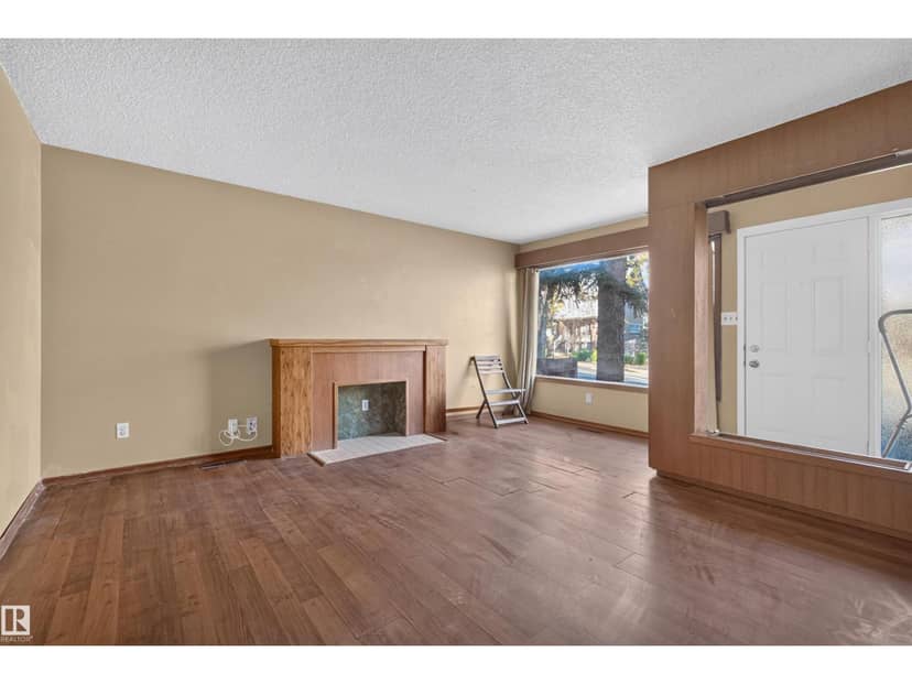 11015 87 AV NW, Edmonton, photo 4