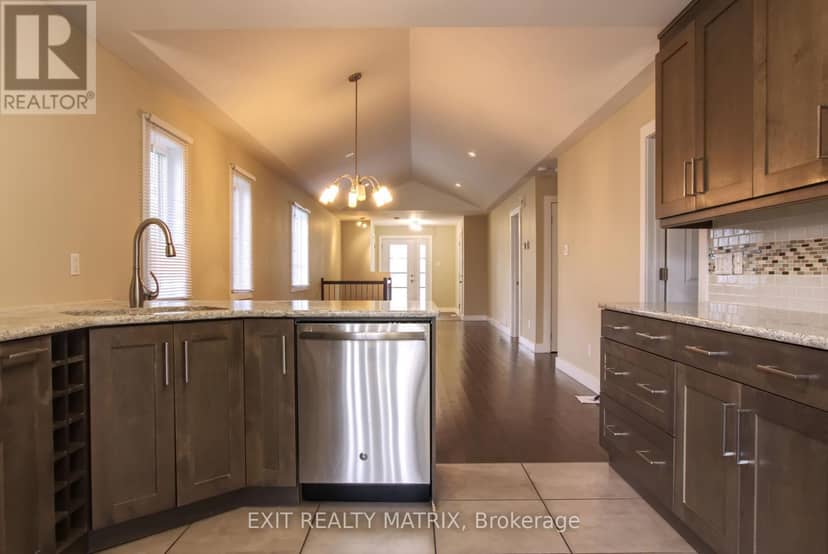 1557 Belcourt Boulevard, Ottawa, photo 7