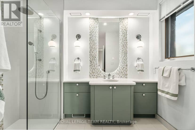 725 Manor Avenue — photo 30 of 40