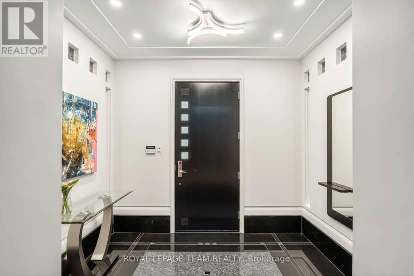725 Manor Avenue — photo 38 of 40