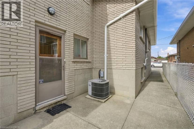 36 ALGONQUIN Court — photo 38 of 40