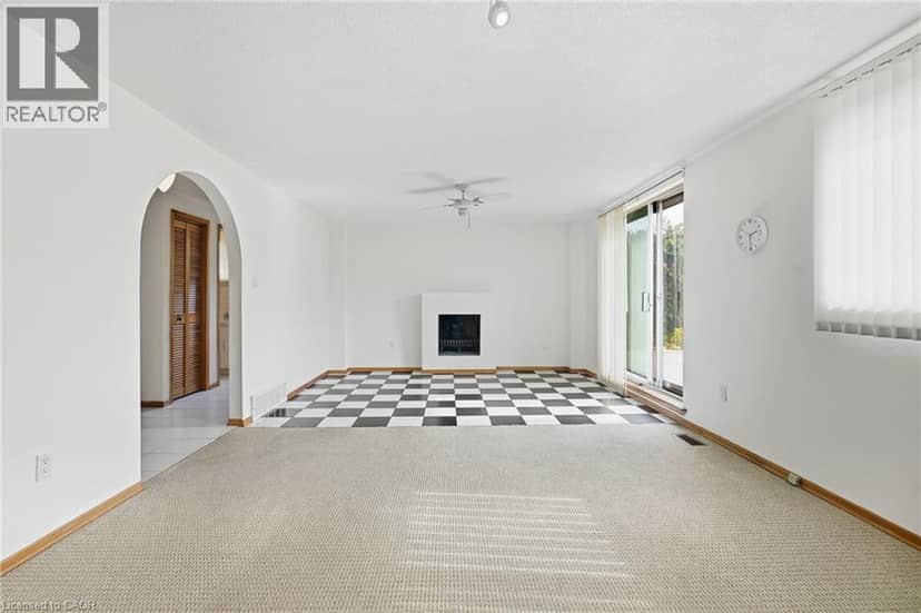 36 ALGONQUIN Court — photo 25 of 40