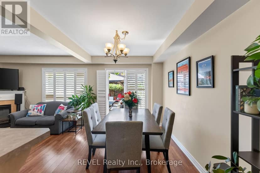 11 Elderberry Avenue — photo 13 of 40
