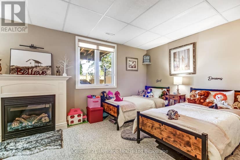 1 - 19 Anderson Street — photo 17 of 27