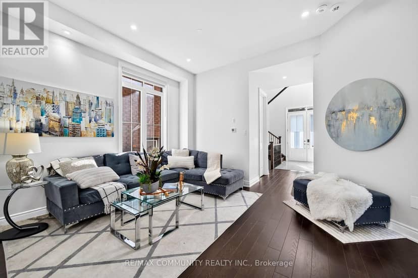 144 Auckland Drive — photo 9 of 40