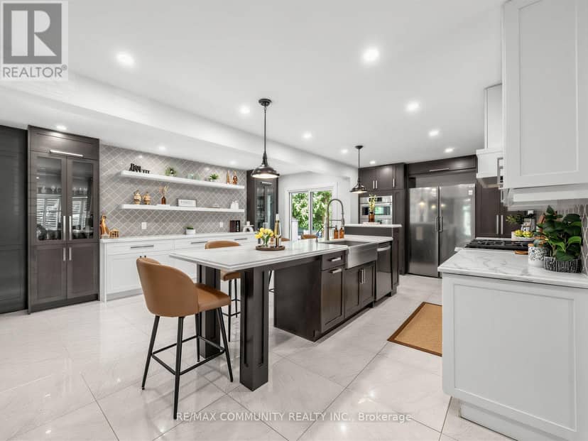 38 Robmar Street — photo 9 of 39