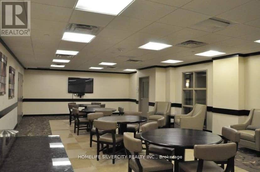 614 - 149 Church Street — photo 4 of 37