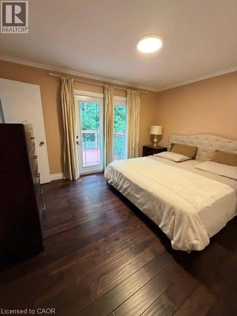 1029 DINA Crescent — photo 12 of 30