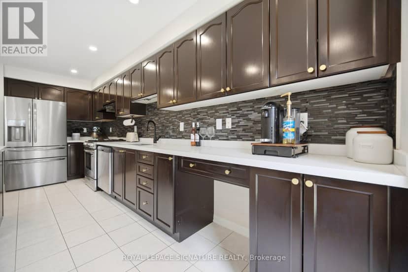 22 - 6020 Derry Road — photo 14 of 40
