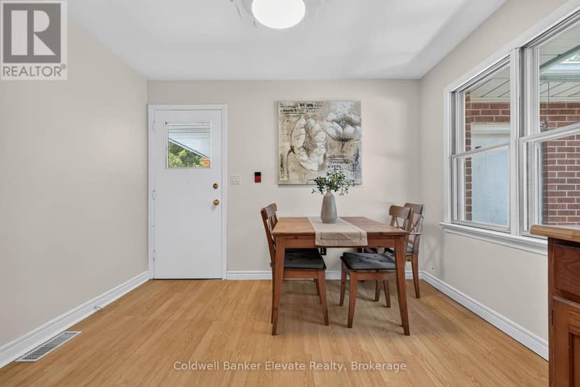 81 Tremaine Road — photo 17 of 40