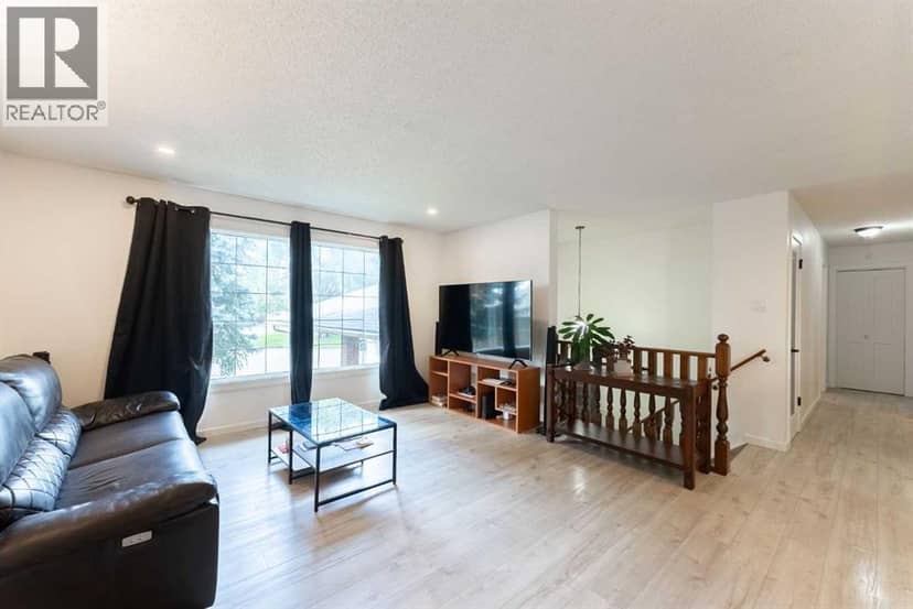 4513 Harvest Green, Taber, photo 7