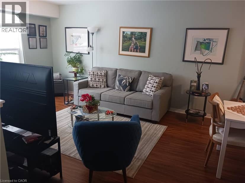 8 HURON Street Unit# 108, Lindsay, photo 2