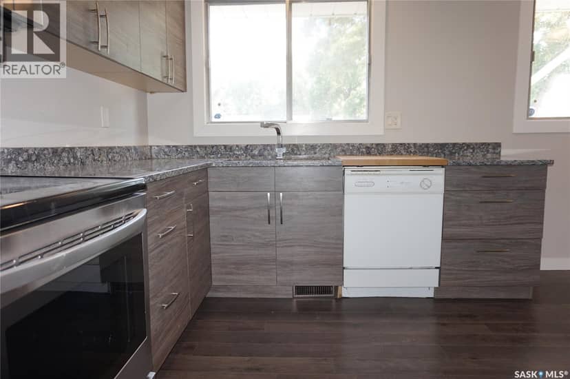 91 Plant CRESCENT — photo 9 of 32